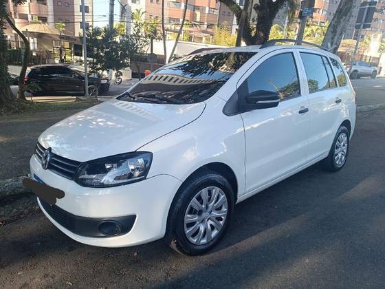 VOLKSWAGEN SPACEFOX 1.6 MI PLUS 8V FLEX 4P MANUAL VOLKSWAGEN SPACEFOX 1.6 MI PLUS 8V FLEX 4P MANUAL